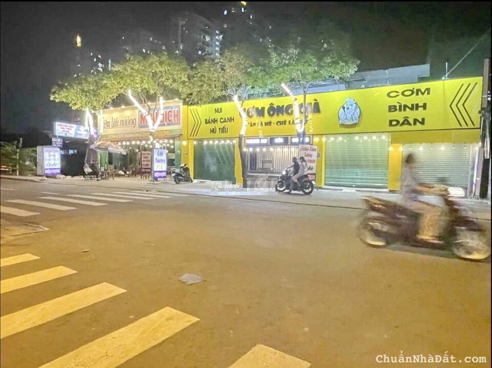 Cho thuê Biệt thự View Sông 1.000m2 mặt tiền đường số 10 Tân Quy