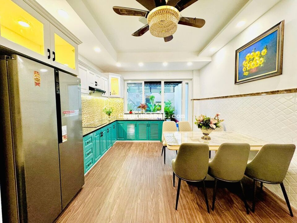 NHÀ ĐẸP MẶT TIỀN ĐƯỜNG SỐ TÂN QUY QUẬN 7