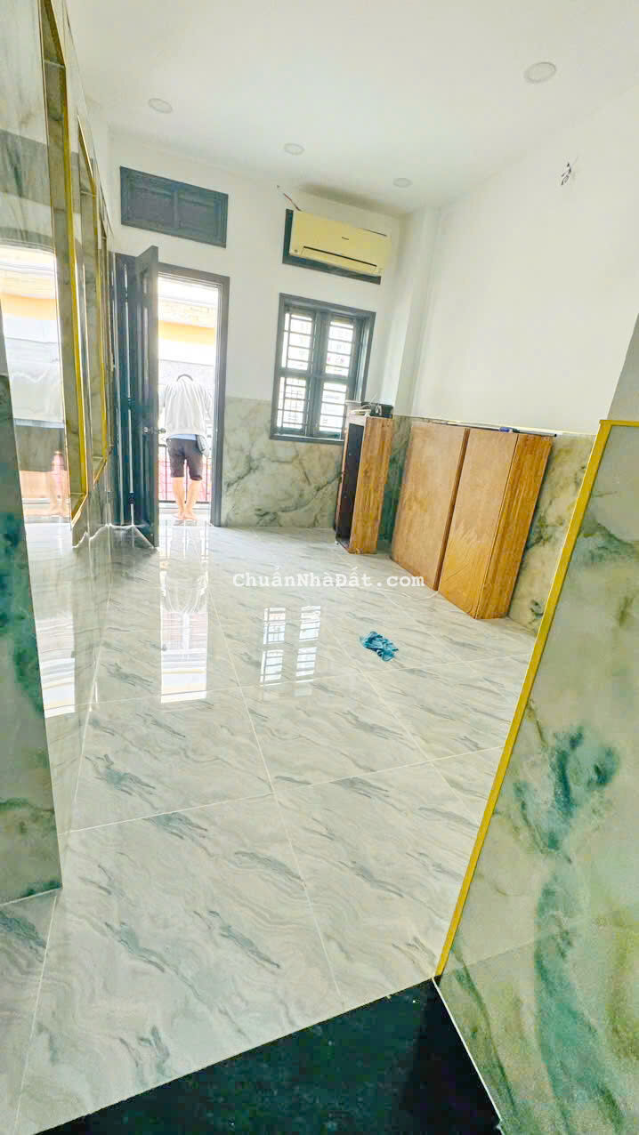 Hàng HOT - Bán nhanh nhà hẻm Trần Xuân Soạn Quận 7