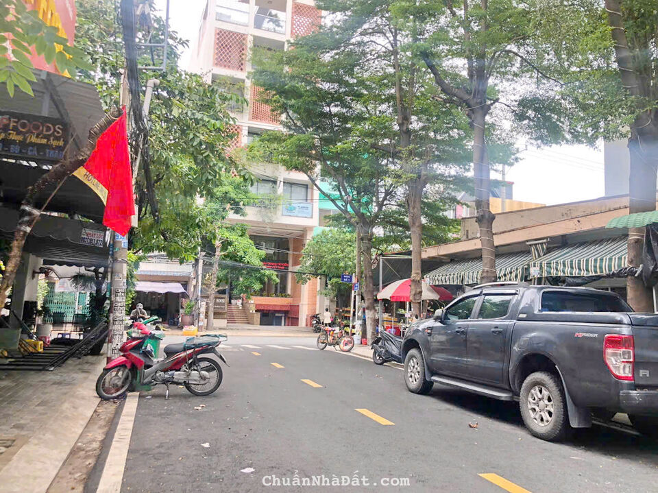 Bán đất mặt tiền sát cạnh PMH đường số Quận 7