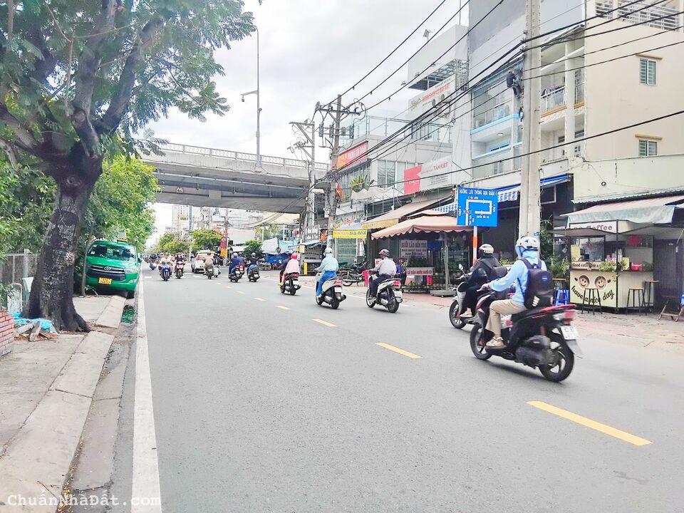 CẦN CHO THUÊ NHÀ MẶT TIỀN TRẦN XUÂN SOẠN - 110TR/TH - 0981.781.270 VĂN NHỰT