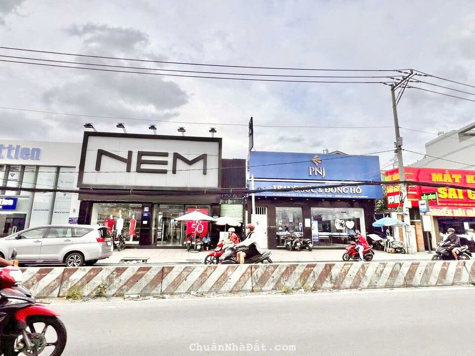 HOT - SIÊU MB HUỲNH TẤN PHÁT NGAY TRUNG TÂM Q7 HOT - SIÊU MB HUỲNH TẤN PHÁT NGAY TRUNG TÂM Q7