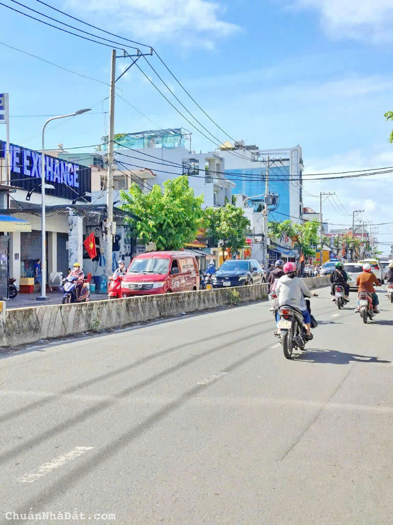 Cho thuê MT Huỳnh Tấn Phát Q7 thích hợp làm nhà hàng, bida...v.v