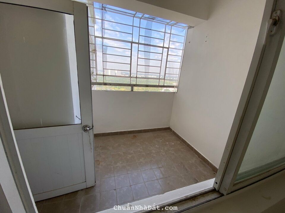 Bán căn hộ Phú Mỹ Thuận 2PN 2WC 95m2, giá 1.35 tỷ