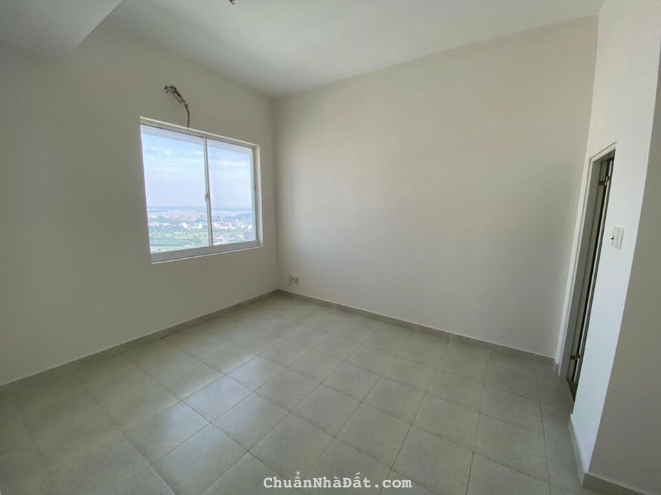 Bán căn hộ Phú Mỹ Thuận 2PN 2WC 95m2, giá 1.35 tỷ