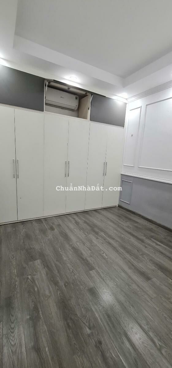 Định Công Thượng, ôtô vào nhà, ngõ thông, kinh doanh, văn phòng, nhà mới dân xây, 40m2*4 tầng . 


