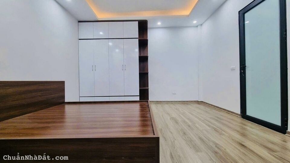 Bùi Xương Trạch, ngõ thông, 3 gác tránh ,nhà mới, 31m2*5 tầng