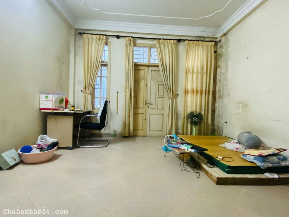 Vũ Trọng Phụng,gần ô tô, ngõ thoáng, nhà kiên cố , 34m2*5 tầng 