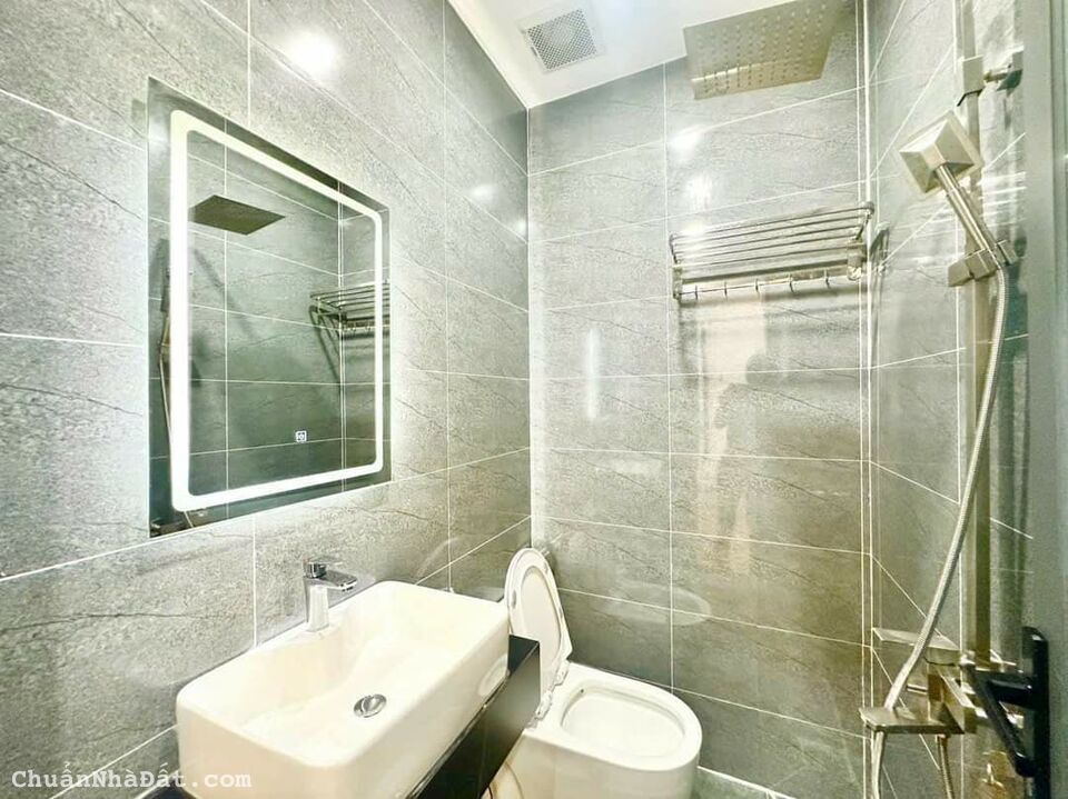 Chính chủ cần bán lại căn nhà đường Đinh Đức Thiện Bình Chánh. Chính chủ cần bán lại căn nhà đường Đinh Đức Thiện Bình Chánh.