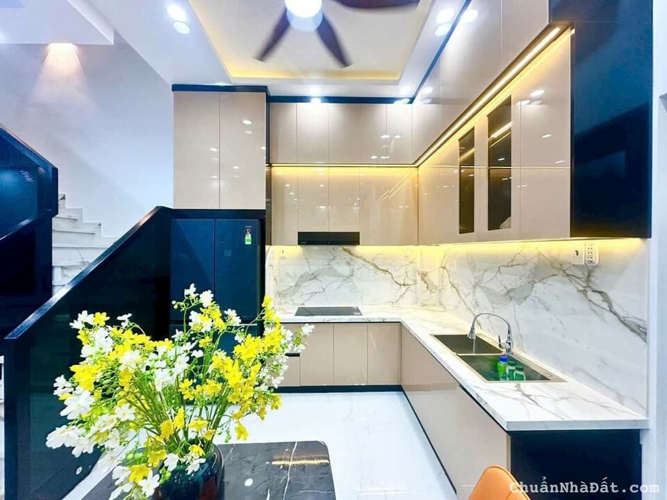 Chính chủ cần bán lại căn nhà đường Đinh Đức Thiện Bình Chánh. Chính chủ cần bán lại căn nhà đường Đinh Đức Thiện Bình Chánh.