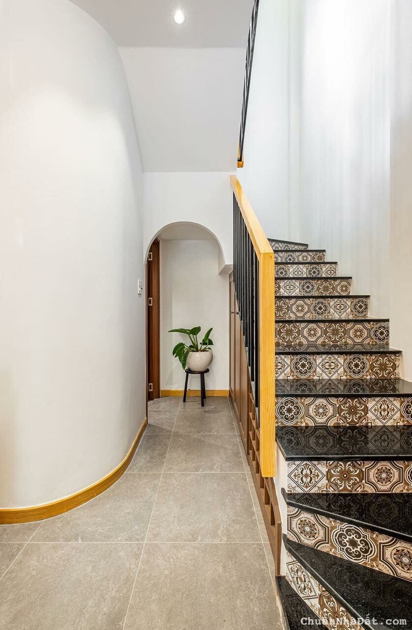 NHÀ NGỘP bán nhà riêng đường Đoàn Nguyễn Tuấn, Hưng Long - Giá 850 triệu