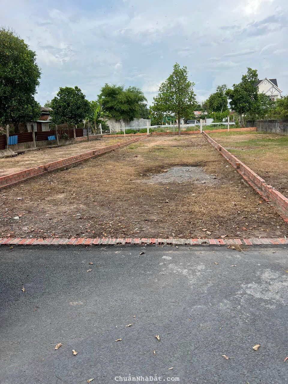 Bán 2 đất thổ cư ngay chợ sáng 1 sẹc đường Bến Than, Tân Thạnh Đông, Củ Chi, giá 285tr