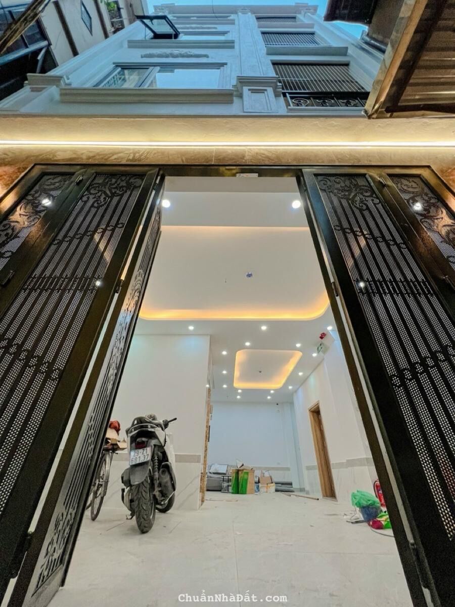   BÁN NHÀ BẠCH MAI HBT THANG MÁY  13 TỶ 80m 5 Tầng MT 5,2m NHÀ MỚI GẦN PHỐ DÒNG TIỀN ỔN ĐỊNH