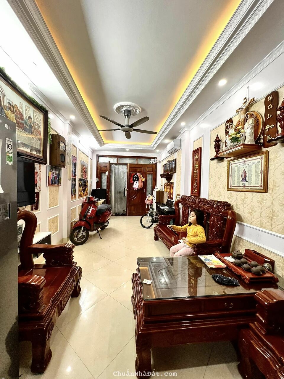 Bán nhà phố Lê Thanh Nghị Hai Bà Trưng gần ba gác quay đầu gần phố 40m 5T 4m 5.5 tỷ LH 0865366599 