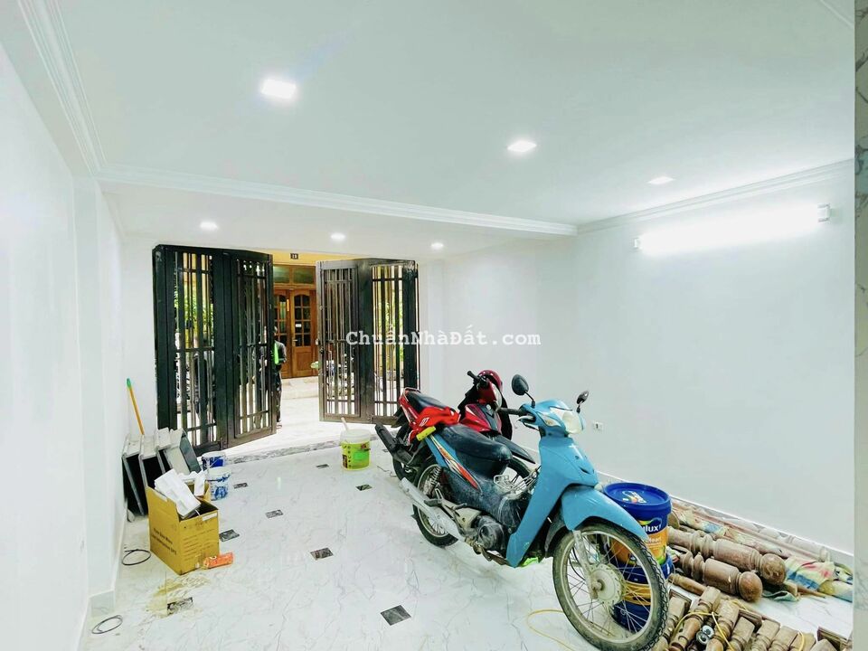  Bán nhà Minh Khai Hai Bà Trưng nhà mới phân lô thang máy ô tô tránh vỉa hè 55m 6T 4m 12 tỷ 