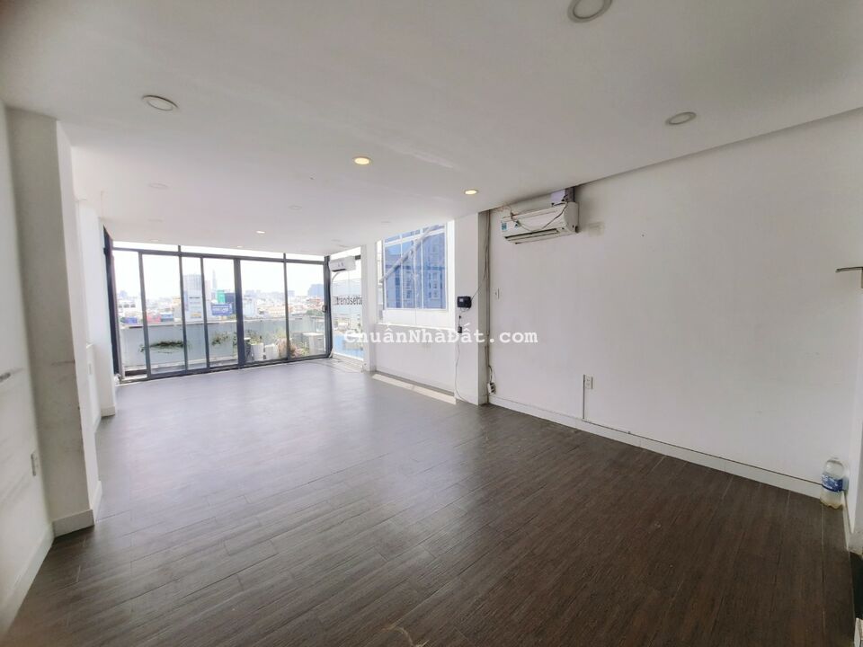 Cho thuê văn phòng Trần Quang Diệu, P.14, Quận 3.