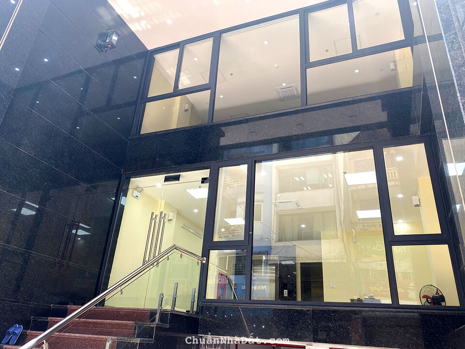 Bán Tòa Văn Phòng 9 Tầng Xây Mới Mặt Phố Khâm Thiên. Vị Trí Đắc Địa, DT 88m2, MT 5.2m, Giá 48 TỶ