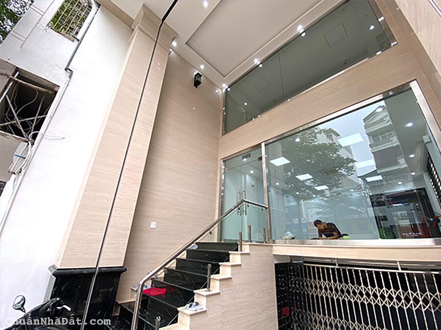 Bán Gấp Tòa VP 9 Tầng Mặt Phố Tôn Đức Thắng.Vị Trí Lô Góc.DT 110m2. Giá 69 TỶ Bán Gấp Tòa VP 9 Tầng Mặt Phố Tôn Đức Thắng.Vị Trí Lô Góc.DT 110m2. Giá 69 TỶ