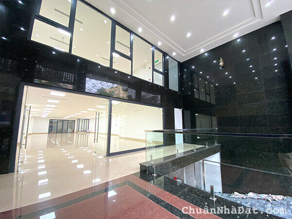 Bán Gấp Tòa Văn Phòng 9 Tầng Xây Mới Mặt Bờ Sông Sét, Đường Giải Phóng.DT 380m2. Giá 120 TỶ