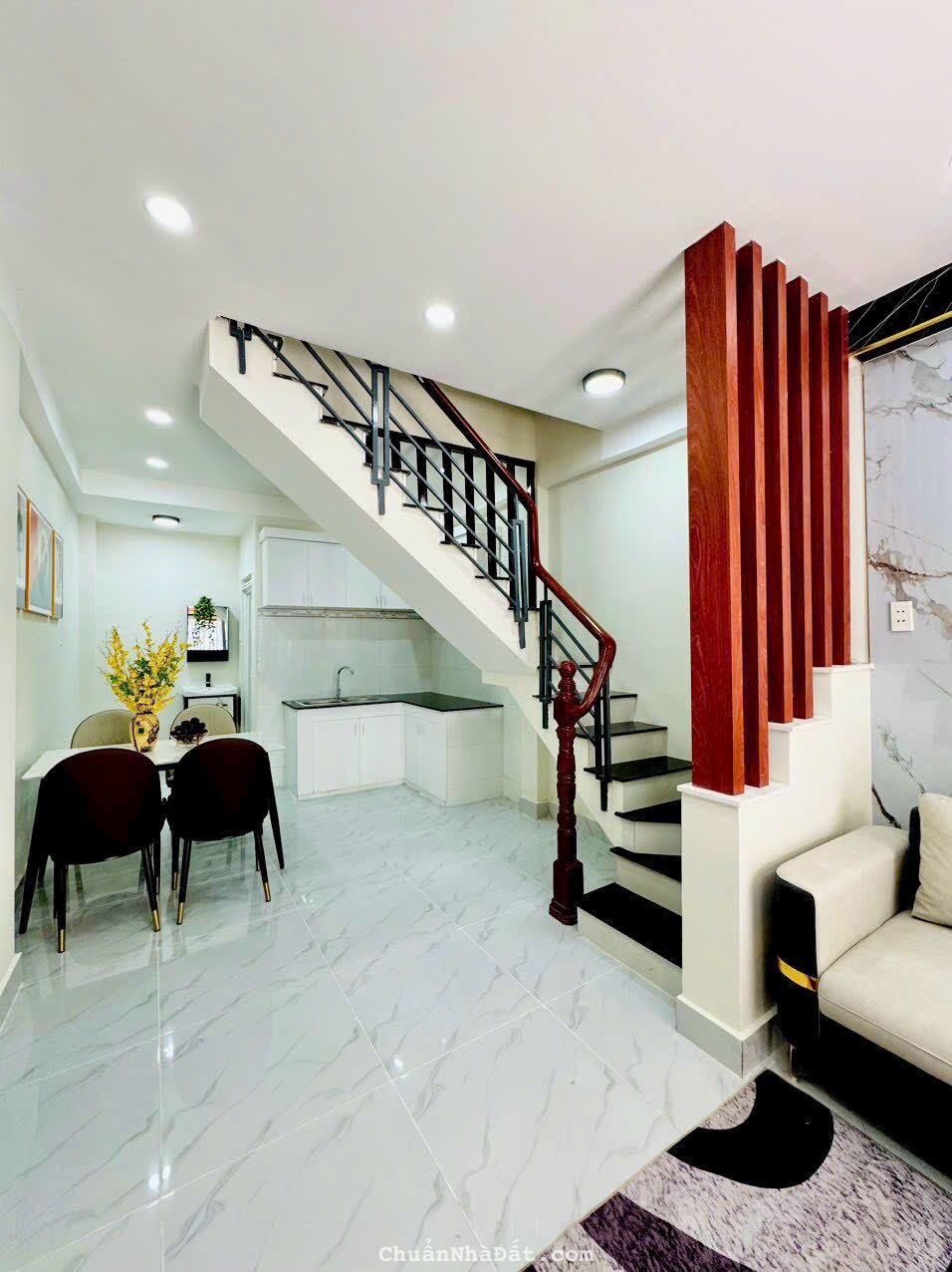 Giá hời 1 tỷ 750 triệu căn 47,5m2 đường số 9, phường 16, Gò Vấp, hẻm trước nhà 4m.