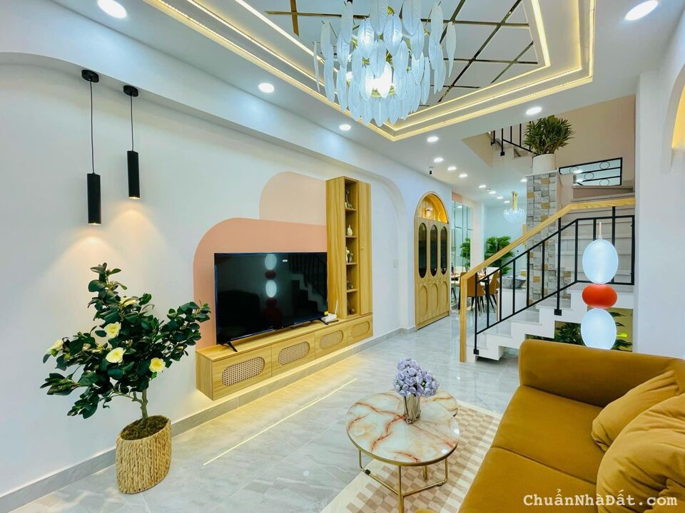 Hẻm xe hơi 4m căn 50,4m2 giá 2 tỷ 050 triệu đường Nguyễn Thị Nhuần, phường An Phú Đông, quận 12.