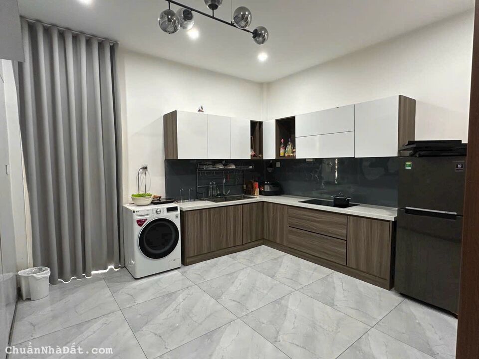 Nhà mặt tiền 41,4m2 giá 2 tỷ 750 triệu đường Đoàn Văn Bơ, phường 13, quận 4. Nhà mặt tiền 41,4m2 giá 2 tỷ 750 triệu đường Đoàn Văn Bơ, phường 13, quận 4.