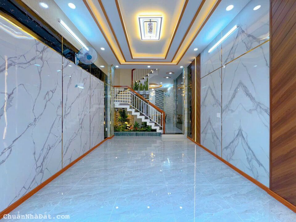 Căn mặt tiền 57,7m2 giá 4 tỷ 150 triệu đường Cửu Long, phường 2, Tân Bình, sổ hồng riêng.