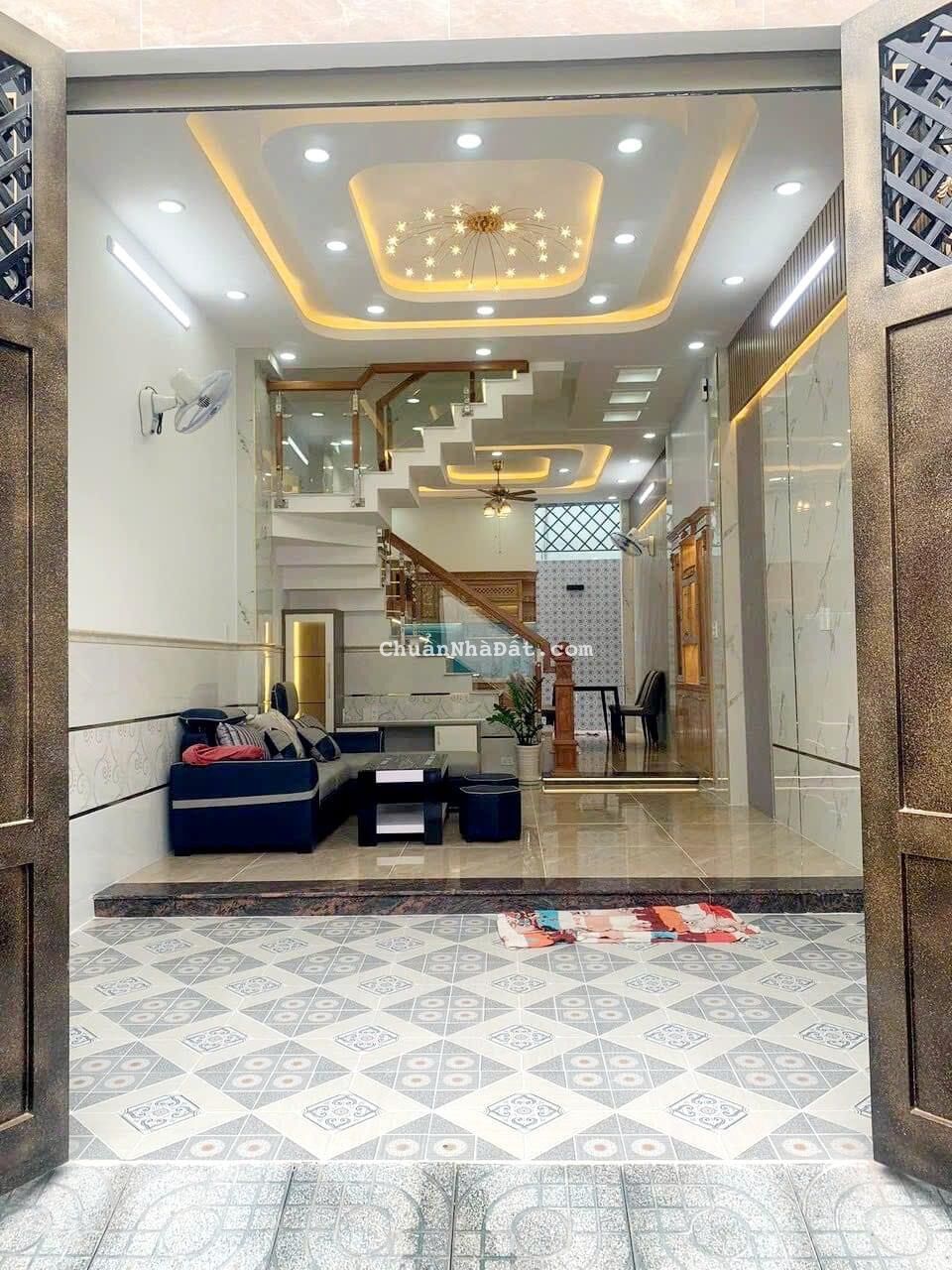 Giá hời 2 tỷ 150 triệu căn 55,2m2 đường Huỳnh Văn Nghệ, phường 15, Tân Bình, hẻm xe hơi 4m.