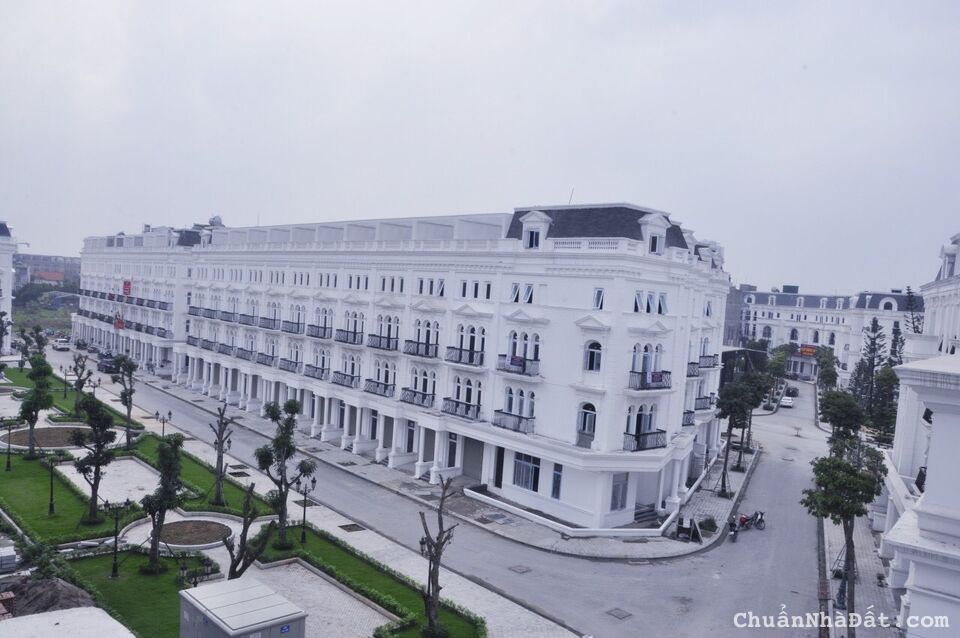 Bán Liền kề Louis 6, 100m2, hướng Đông Nam tại KĐT Louis City Đại Mỗ, giá 20 tỷ. Lh 0903222591