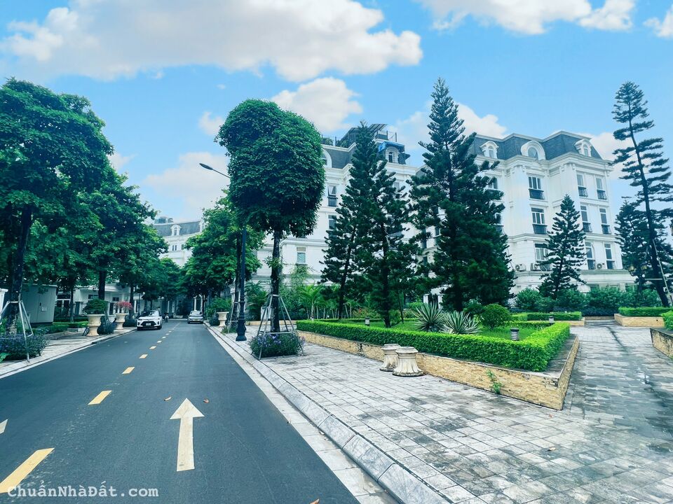 Bán Liền kề Louis 6, 100m2, hướng Đông Nam tại KĐT Louis City Đại Mỗ, giá 20 tỷ. Lh 0903222591