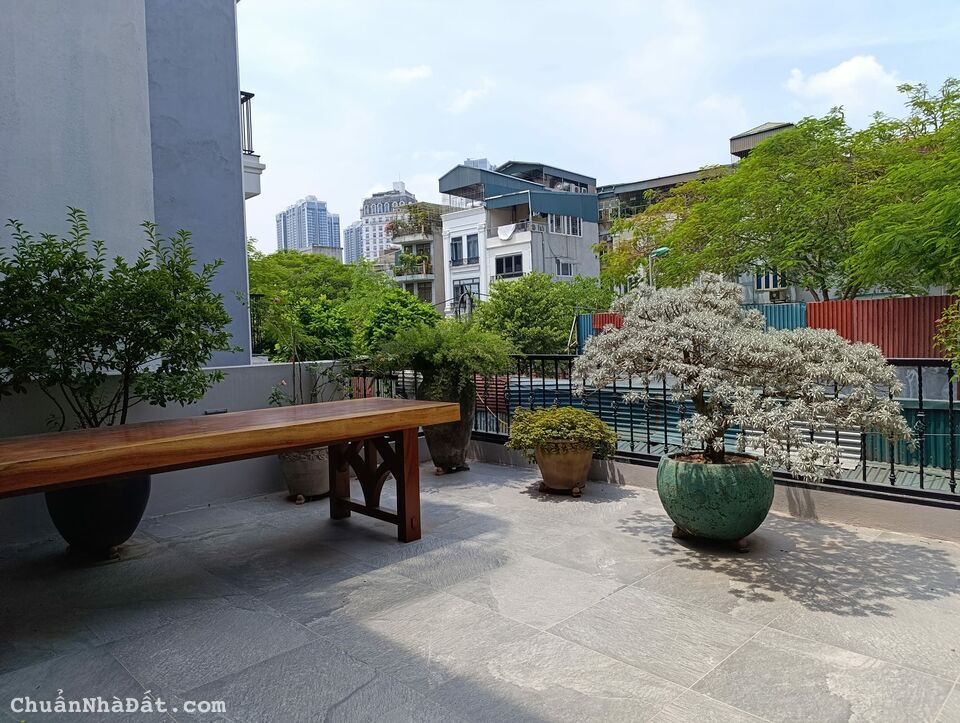 Biệt Thự phố Đội Cấn. Ô tô tránh dừng đỗ, Kinh Doanh đỉnh, Văn phòng. Sổ 139m*3t, mt 8m, 42 tỷ Biệt Thự phố Đội Cấn. Ô tô tránh dừng đỗ, Kinh Doanh đỉnh, Văn phòng. Sổ 139m*3t, mt 8m, 42 tỷ