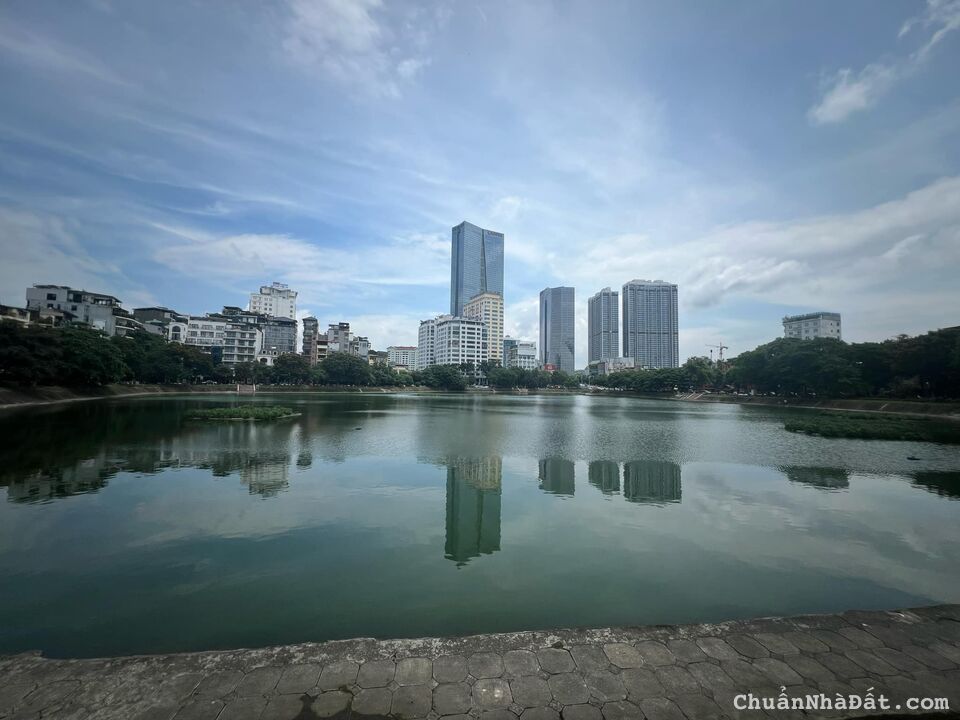 Mặt phố View hồ Ngọc Khánh, Ba Đình. Lô góc, Ô tô tránh, KDoanh siêu đẹp. Dt 50m*5t, Mt 10m, 31 Tỷ