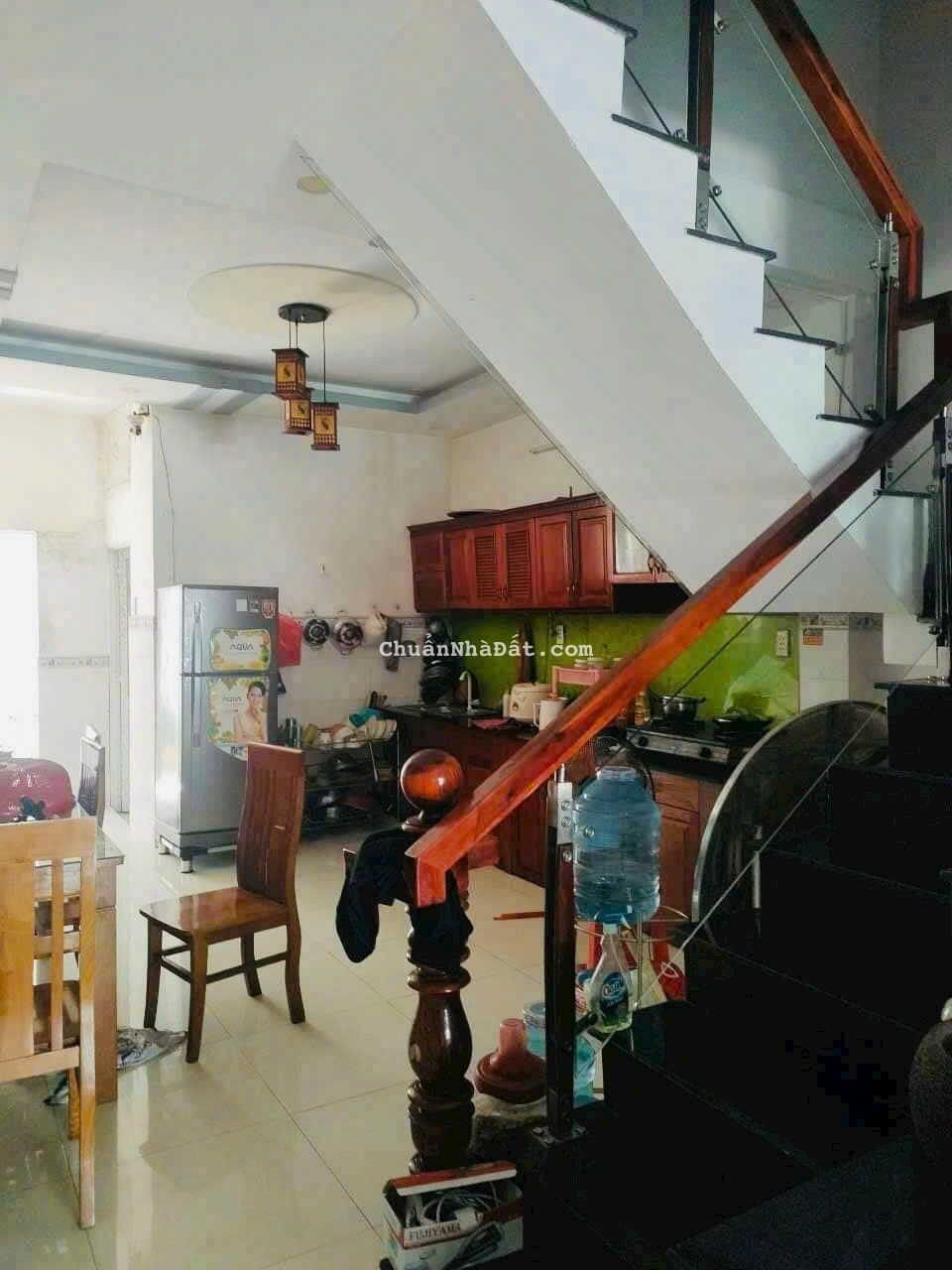 Cg 
🏡 Bán Nhà SHR Ấp 3xtt Hóc môn 1trệt 1lầu 3phòng ngủ 2WC
❤️ Nhà cách chợ đầu mối 400m chợ Đại hải