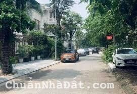 Bán LK khu C37 số 17 Tố Hữu, quận Nam Từ Liêm: - Diện tích 70m2, mặt tiền 5m, xây 3,5 tầng. Bán LK khu C37 số 17 Tố Hữu, quận Nam Từ Liêm: - Diện tích 70m2, mặt tiền 5m, xây 3,5 tầng.