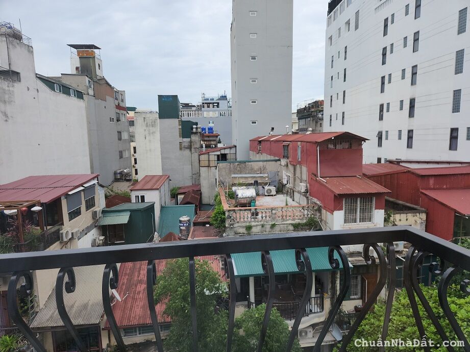 Bán nhà 6 tầng gần Nhà thờ lớn , trung tâm Hoàn Kiếm, kinh doanh sầm uất, giá chỉ hơn 400tr/m2