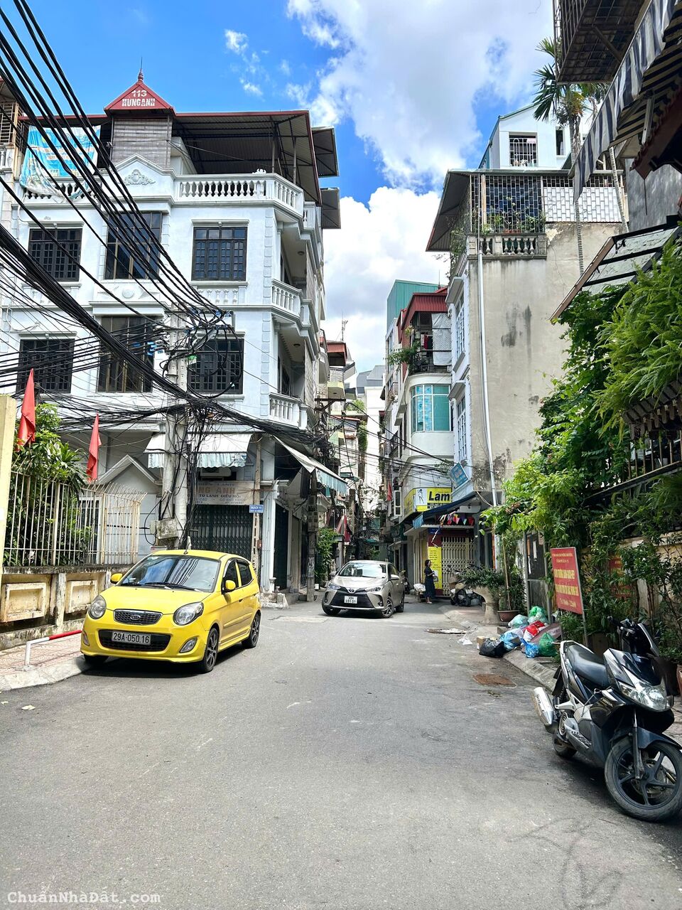 Mảnh đất Lô góc Xã Đàn, Đống Đa, quy hoạch ổn định 85m2 x MT 6.4m xây gì cũng đẹp Mảnh đất Lô góc Xã Đàn, Đống Đa, quy hoạch ổn định 85m2 x MT 6.4m xây gì cũng đẹp