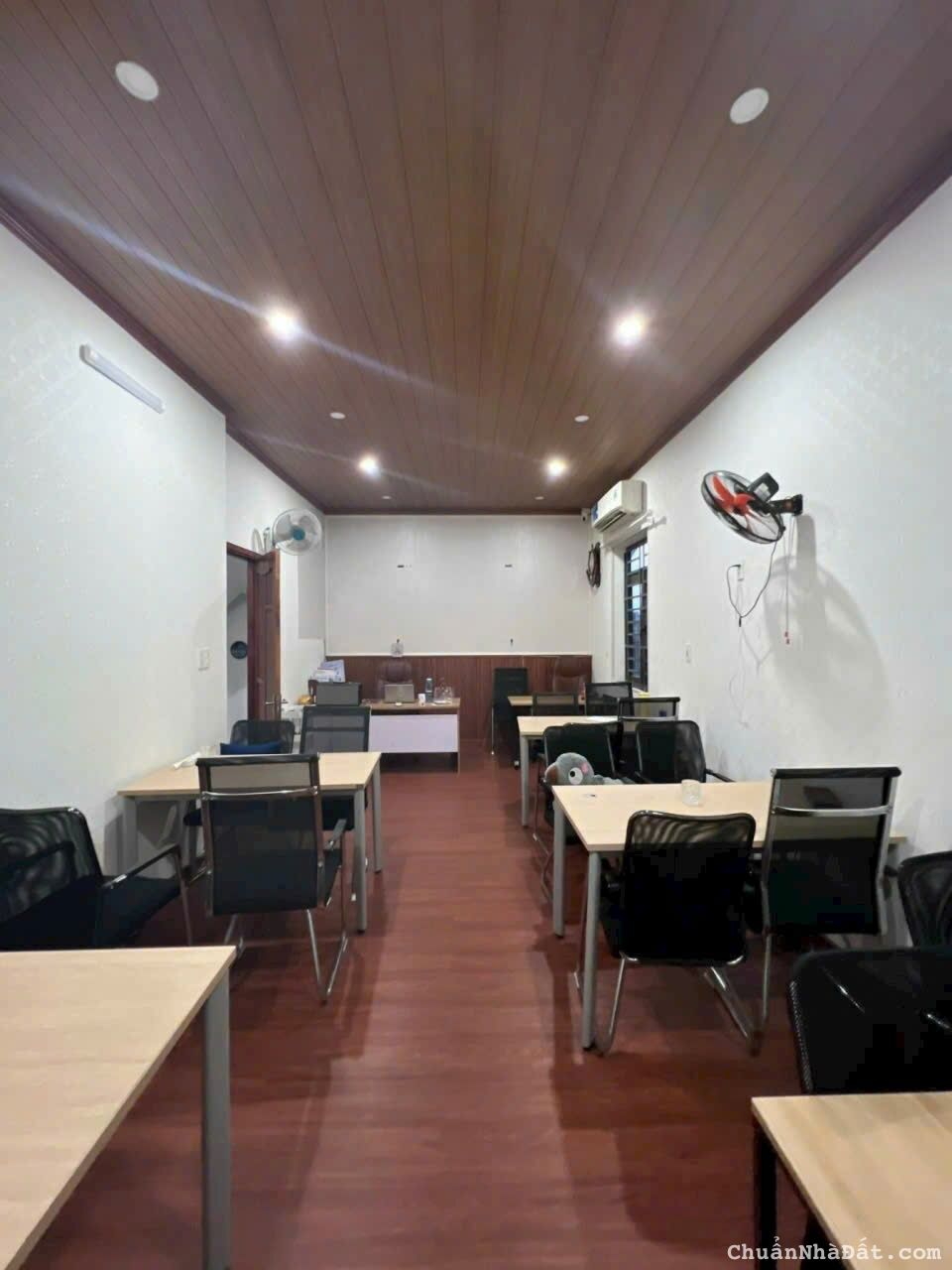 Bán biệt thự 2 mặt tiền đường Trần Xuân Lê, Q.Thanh Khê, TP. Đà Nẵng Bán biệt thự 2 mặt tiền đường Trần Xuân Lê, Q.Thanh Khê, TP. Đà Nẵng