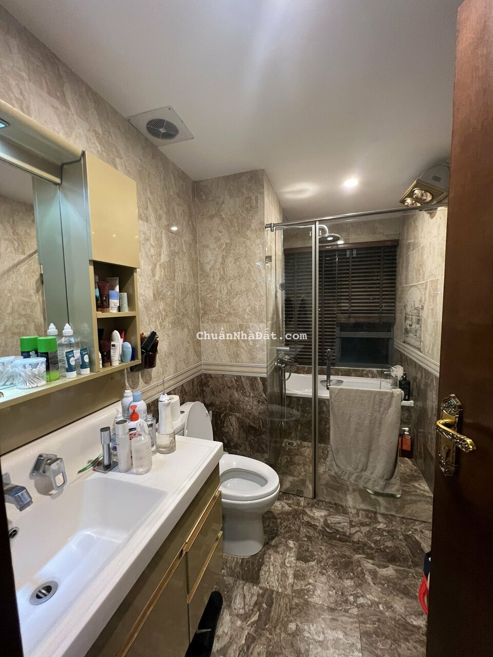 Cần bán căn hộ Mulberry Lane 3 ngủ 154m2, giá rẻ 6.6 tỷ Cần bán căn hộ Mulberry Lane 3 ngủ 154m2, giá rẻ 6.6 tỷ