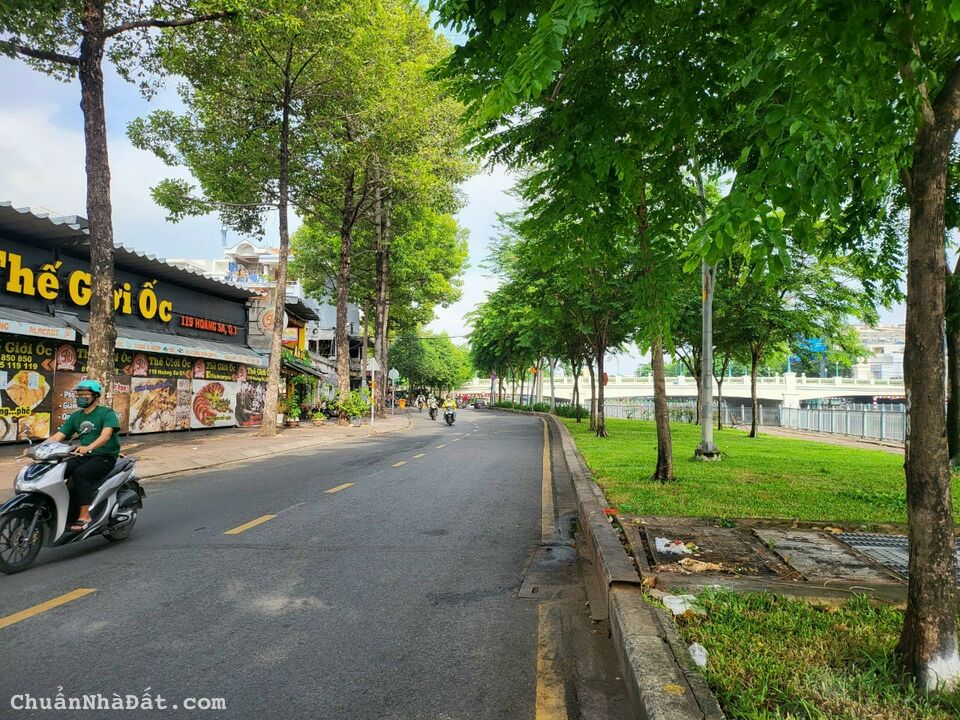  20 tỷ! Bán MT Đ. Hoàng Sa, P. Đakao, Q1 - ngang LỚN 10m - 4 Tầng