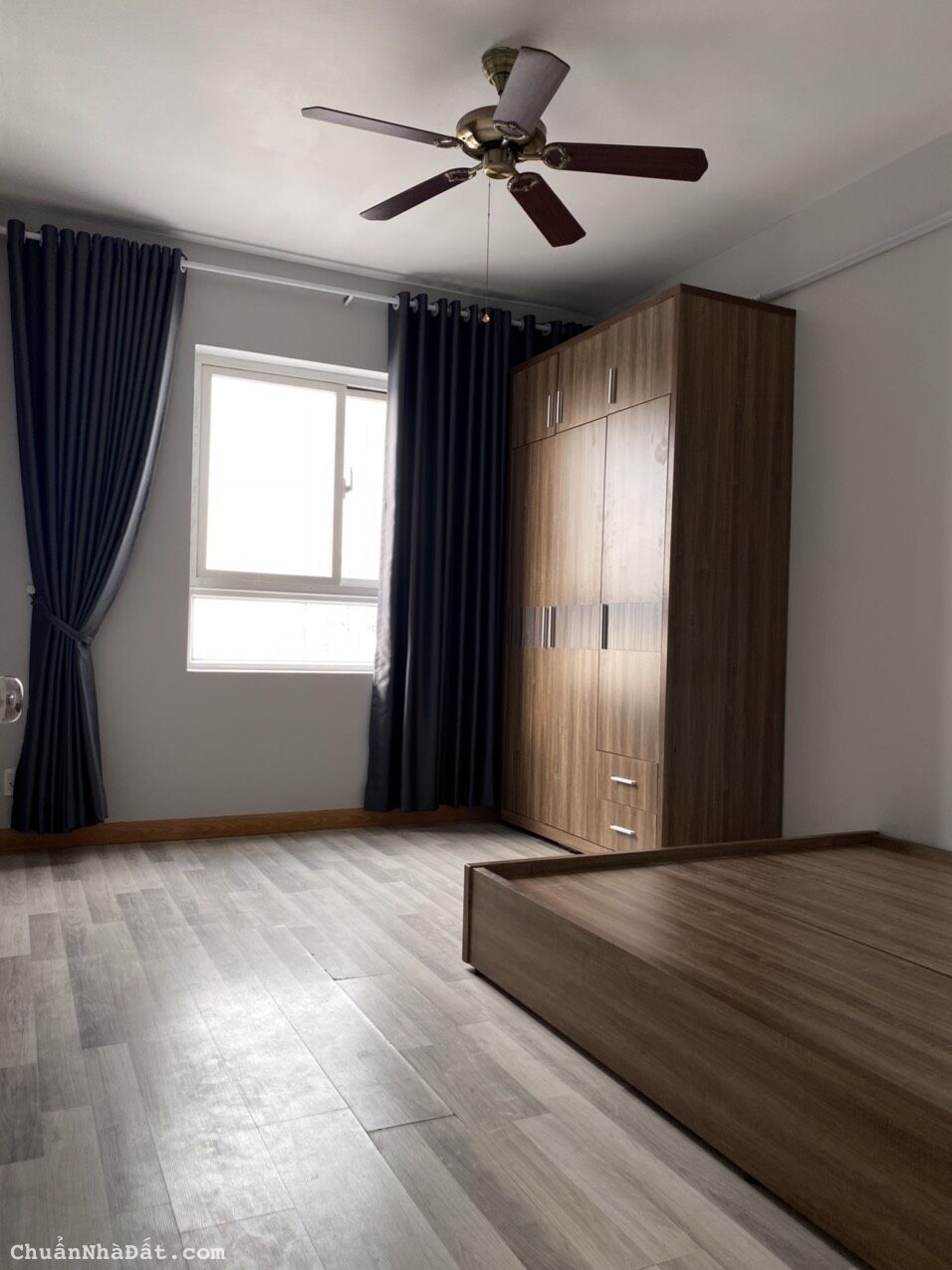 Cần bán căn hộ Constrexim Copac Square , 12 Tôn Đản, Phường 13, Quận 4, diện tich 126m2, 3 phòng ng