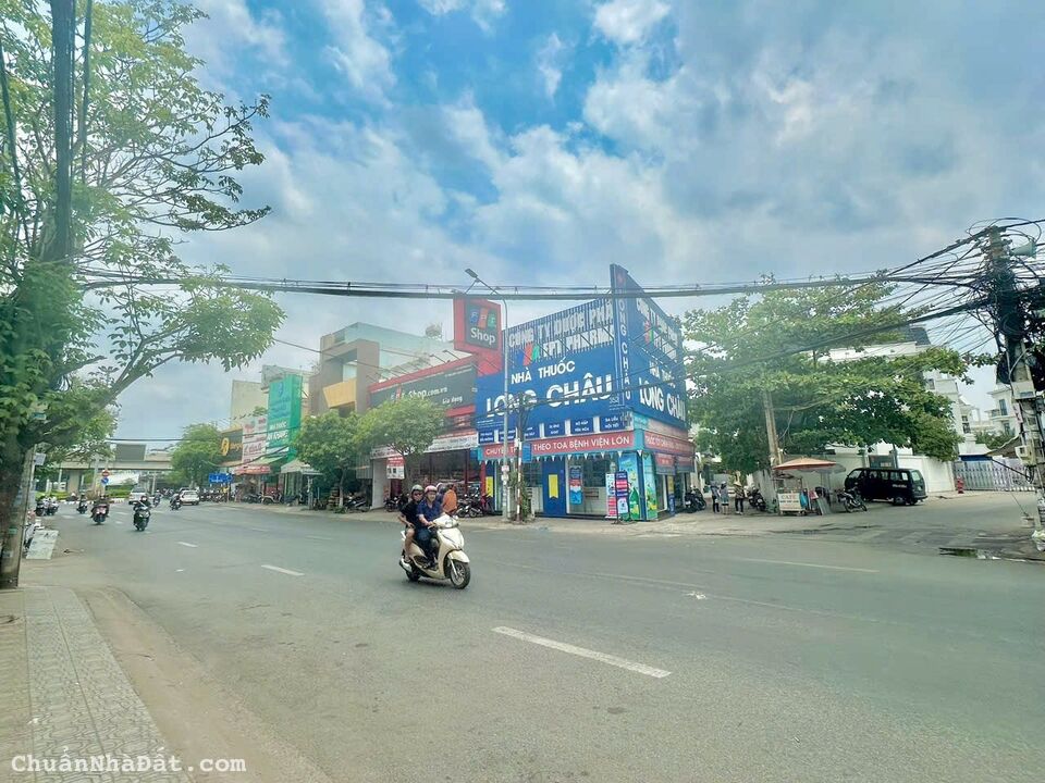 Nhà 2 Mặt Tiền Đường Cách Mạng Tháng 8 _ P. Quang Vinh _ TP. Biên Hoà