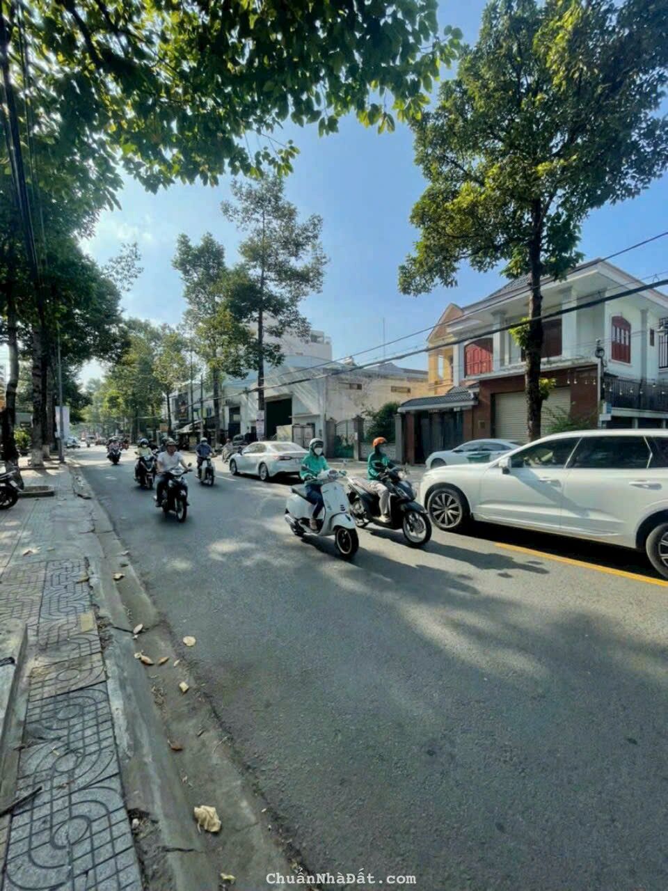 Biệt Thự 1 Trệt 1 Lầu Đẹp Mặt Tiền Đường Trương Định Gần Vincom _ P. Tân Mai _ TP. Biên Hòa 