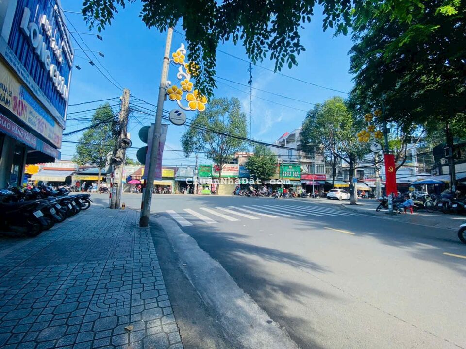 Nhà Gần Ngã 3 Thành Cách Đường Trục Chính 1 Sec 50m _ P. Quang Vinh _ TP. Biên Hòa