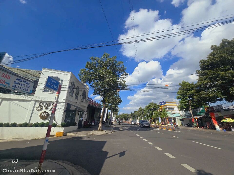 Bán Nhà KD Buôn Bán 2 Mặt Tiền Đường Nguyễn Văn Hoa _ P. Thống Nhất _ TP. Biên Hòa 