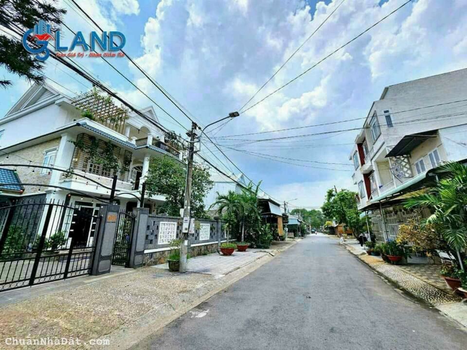 NHÀ SRTC 💯% THUỘC KHU 18 HỘ Gần Nhà Thờ Hà Phát - Phường Tân Biên