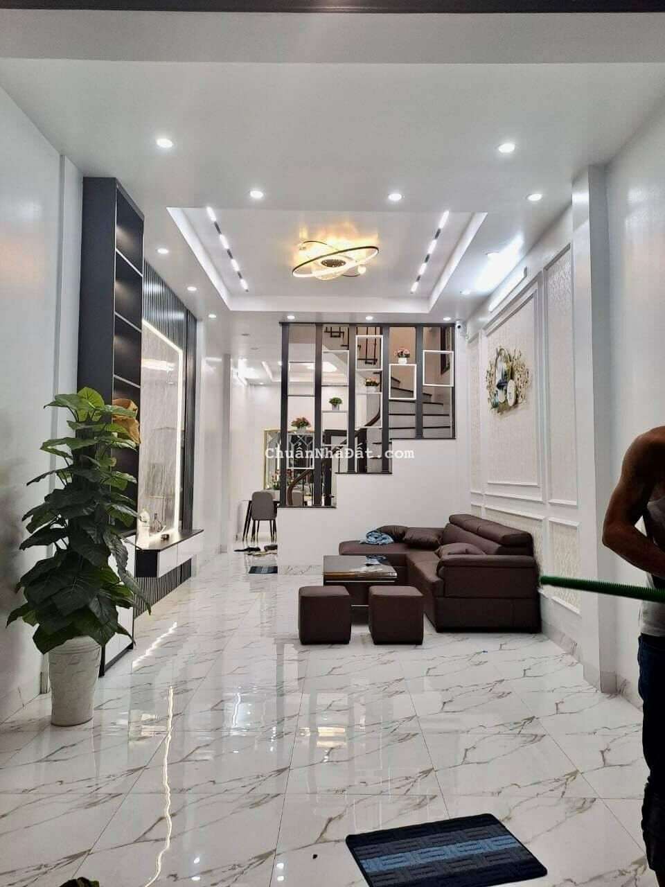 Siêu phẩm Trung tâm Cầu Giấy ngõ nông, xe 3 gác thông, gần đường ô tô, DT45M, 5T chỉ 8.65 tỷ