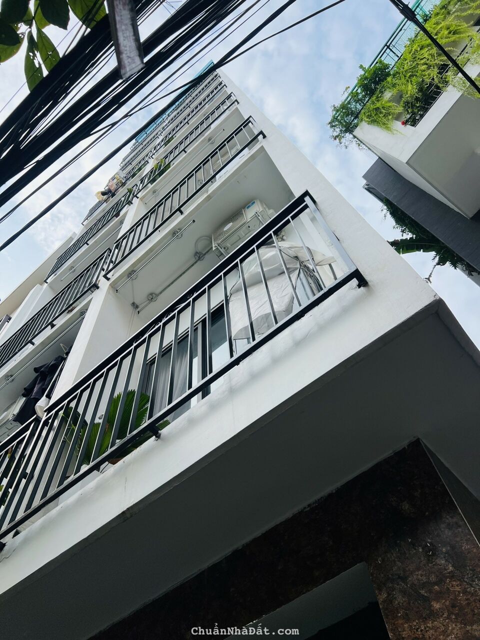 Bán nhà đường Cổ Nhuế, Lô Góc, Nhà Đẹp, Thoáng, Tiềm Năng Cao 42m2 Chỉ 6.5 Tỷ