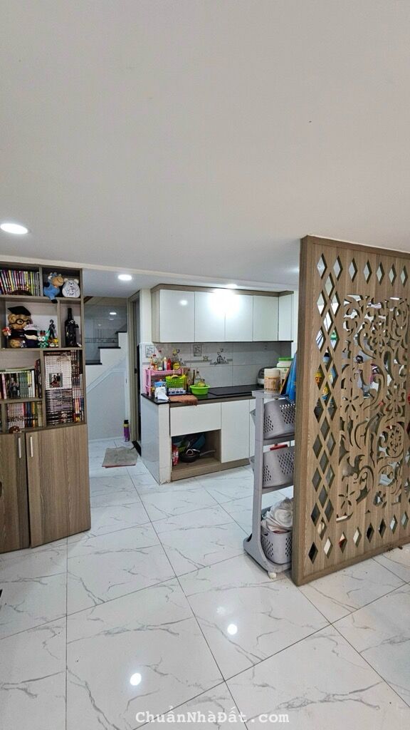 NHÀ GẦN MT GẤP BÁN- HOÀNG HOA THÁM - DT 3.9X11.6M - 3PN - 5*TỈ