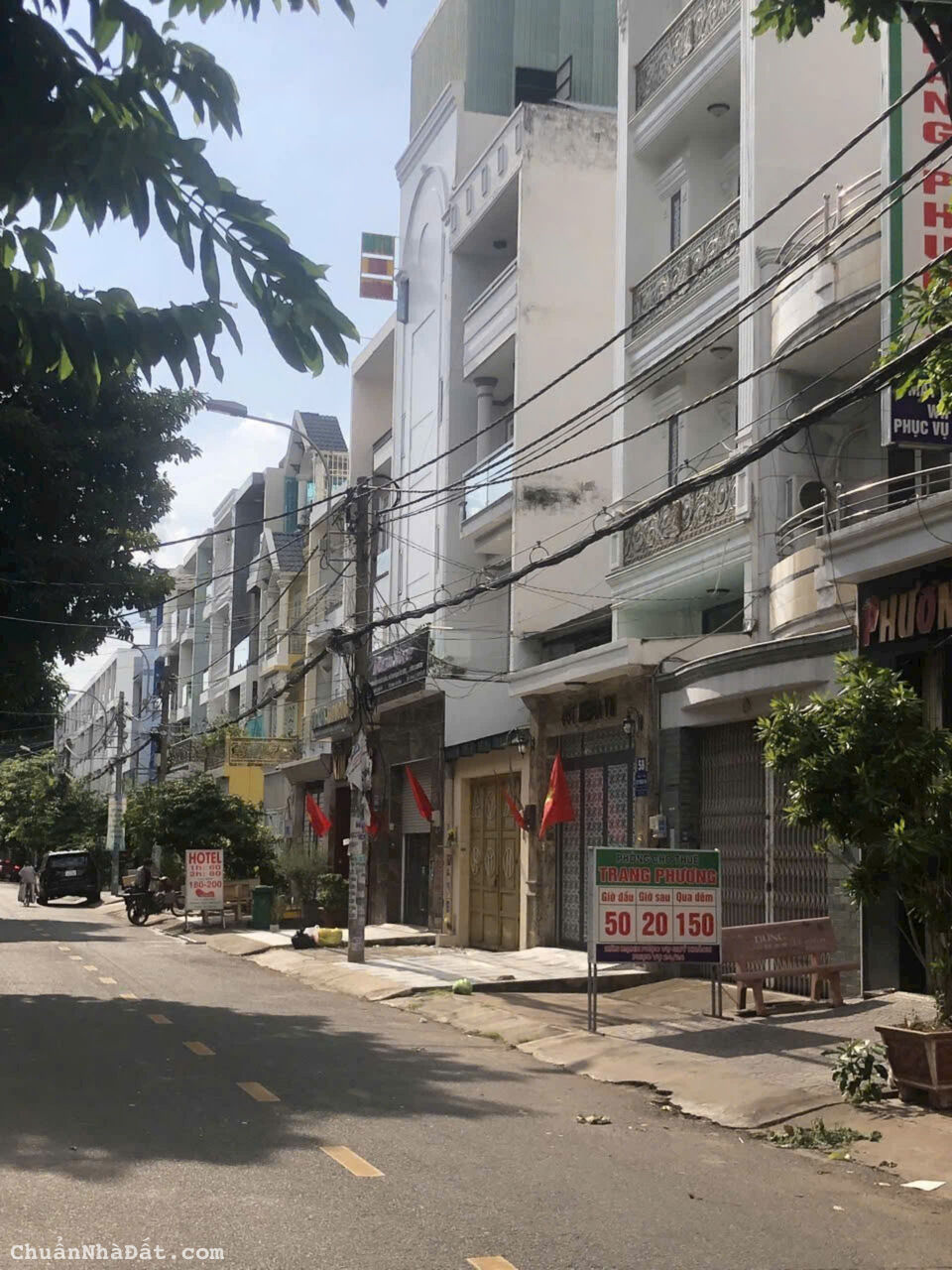 Bán 30 căn nhà mặt tiền đường, khu Tên Lửa, 4x20, 1 trệt 3 lầu. 9,5 tỷ Bán 30 căn nhà mặt tiền đường, khu Tên Lửa, 4x20, 1 trệt 3 lầu. 9,5 tỷ