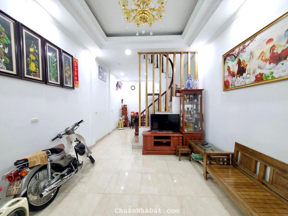 Nhà Khu Phố Khương Đình, Quận Thanh Xuân, DT 36m2 Nhà 4 Tầng, 4.3 Tỷ. Nhà Khu Phố Khương Đình, Quận Thanh Xuân, DT 36m2 Nhà 4 Tầng, 4.3 Tỷ.